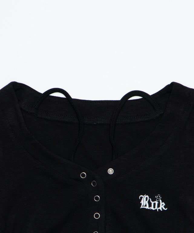 ヘンリーネックロゴ刺繍T