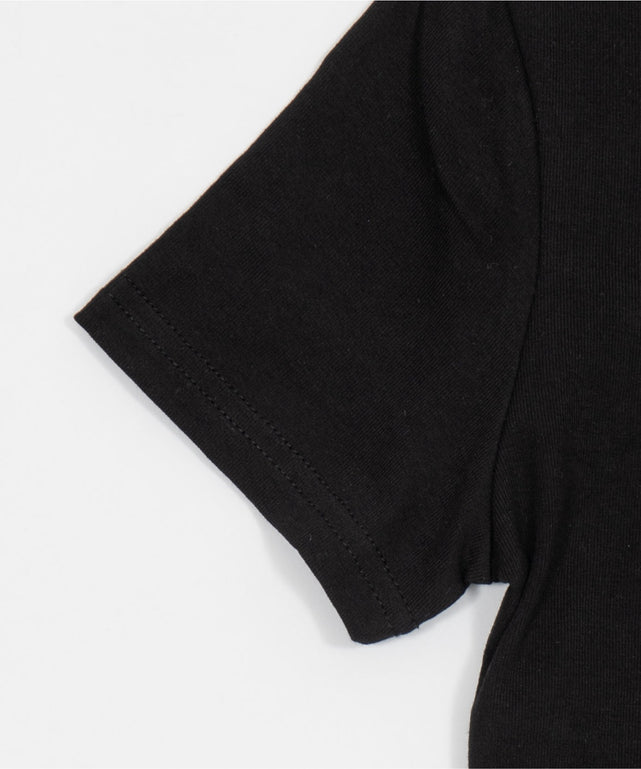 スタッズネックナンバーロゴT