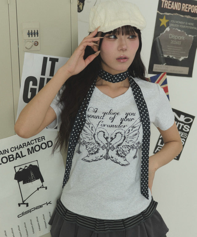 スワンロゴVネックT/Lグレー モデル：160cm F着用