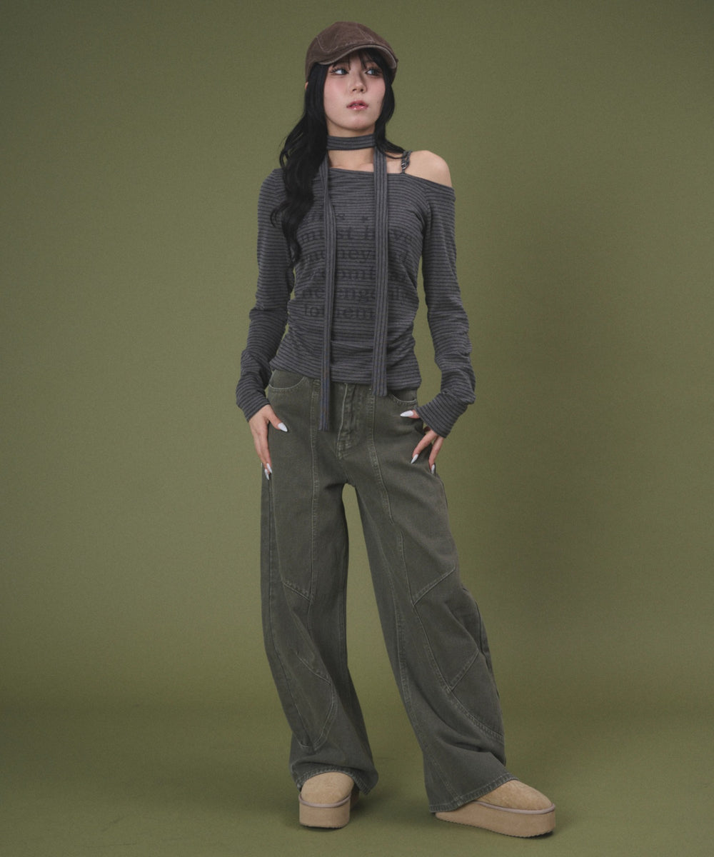 カーキ モデル：160cm S着用