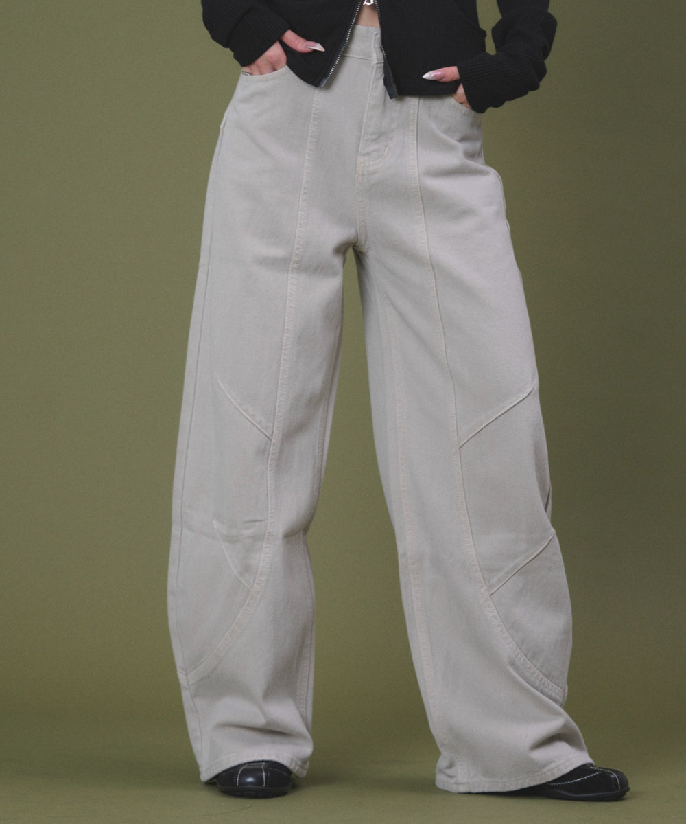 ホワイトアイボリー モデル：163cm S着用