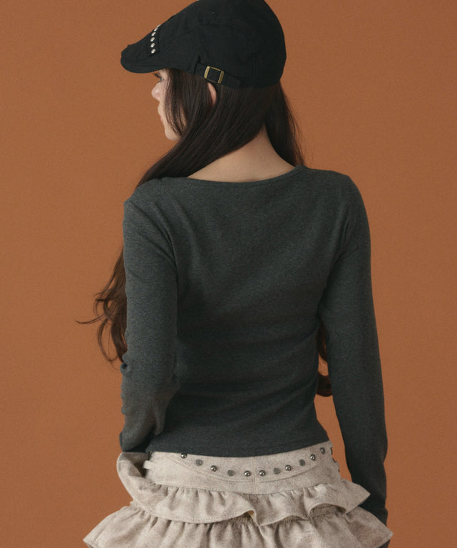 チャコール モデル：163cm F着用