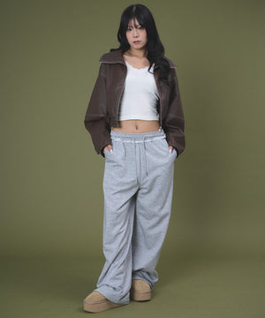 ホワイト モデル：160cm F着用