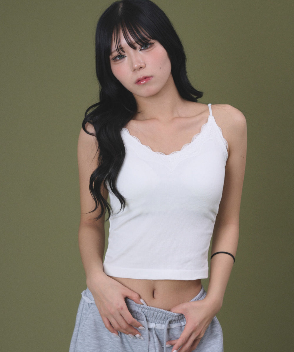 ホワイト モデル：160cm F着用