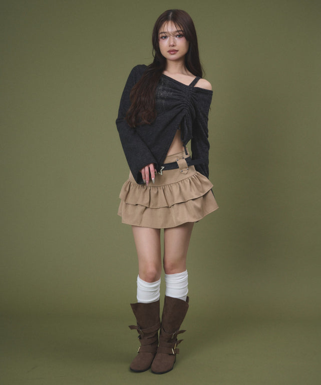 ベージュ モデル：163cm S着用