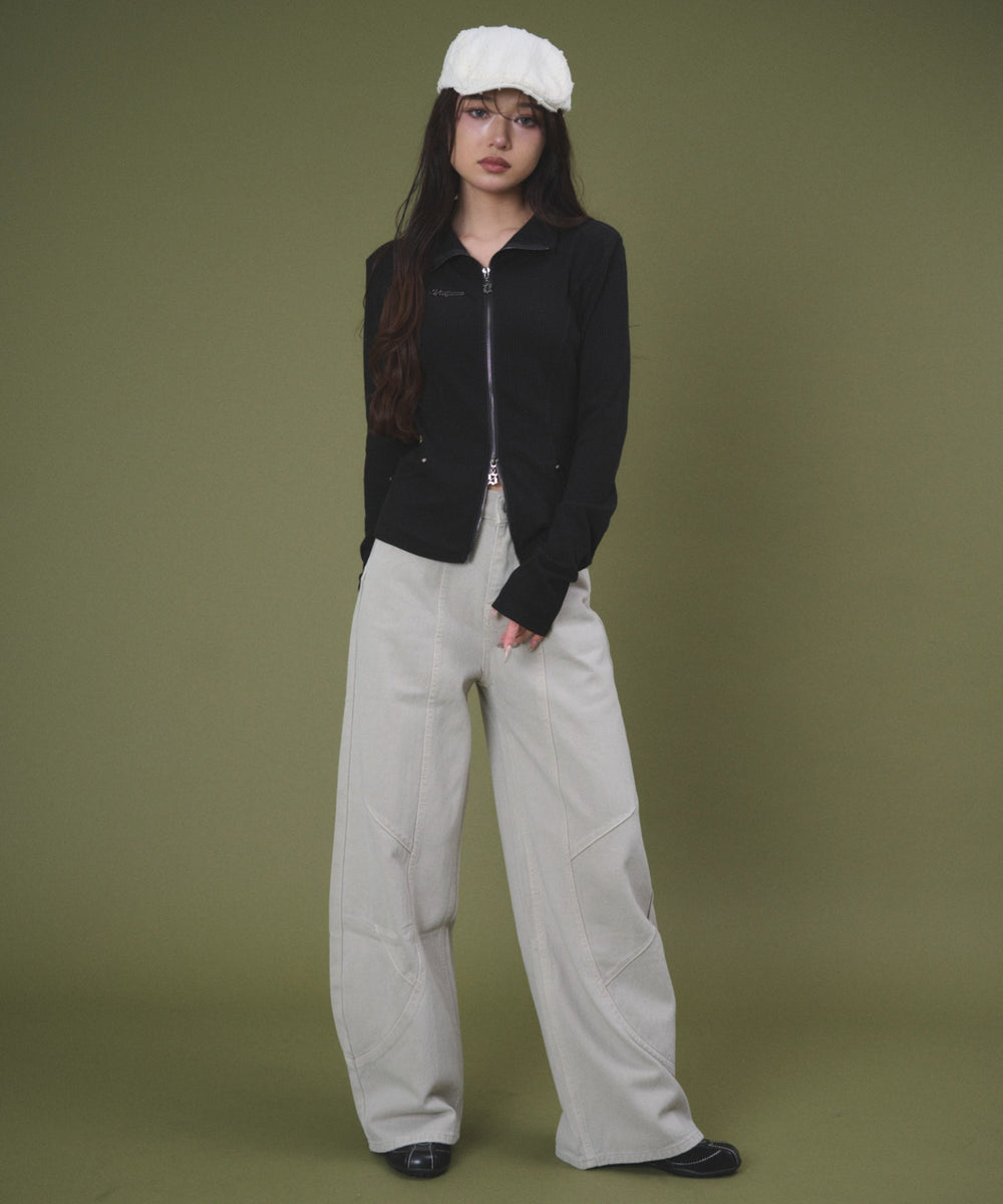 ブラック モデル：160cm F着用