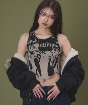 ベージュ モデル：160cm F着用