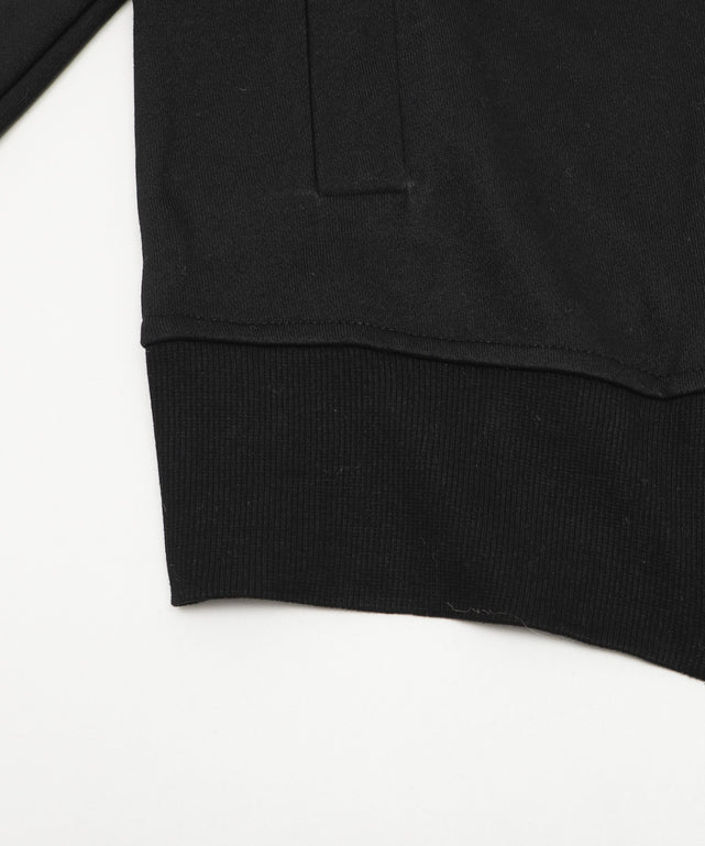 オフショルグラフィックスウェット