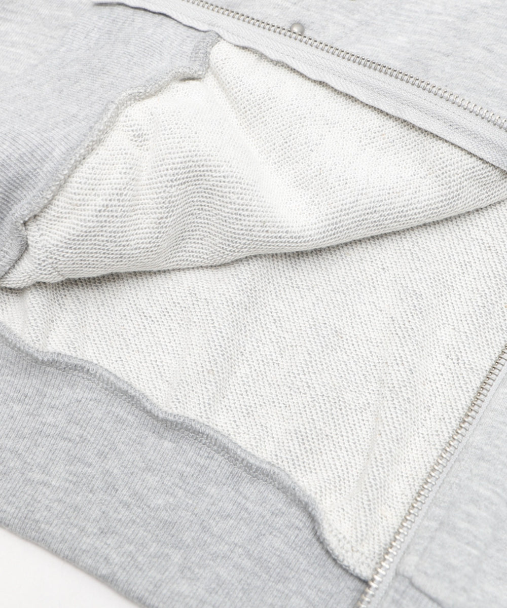 スタッズグラフィックZIPパーカー