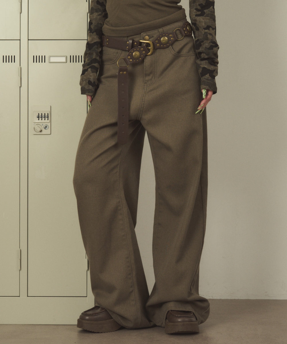 ベージュ モデル：163cm S着用