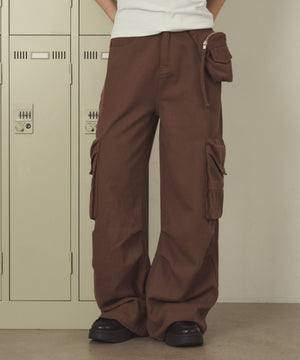 ブラウン モデル：163cm S着用