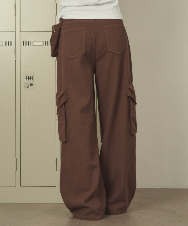 ブラウン モデル：163cm S着用