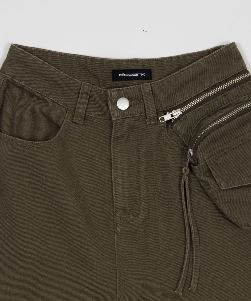 ポーチ付きウォッシュドカーゴパンツ