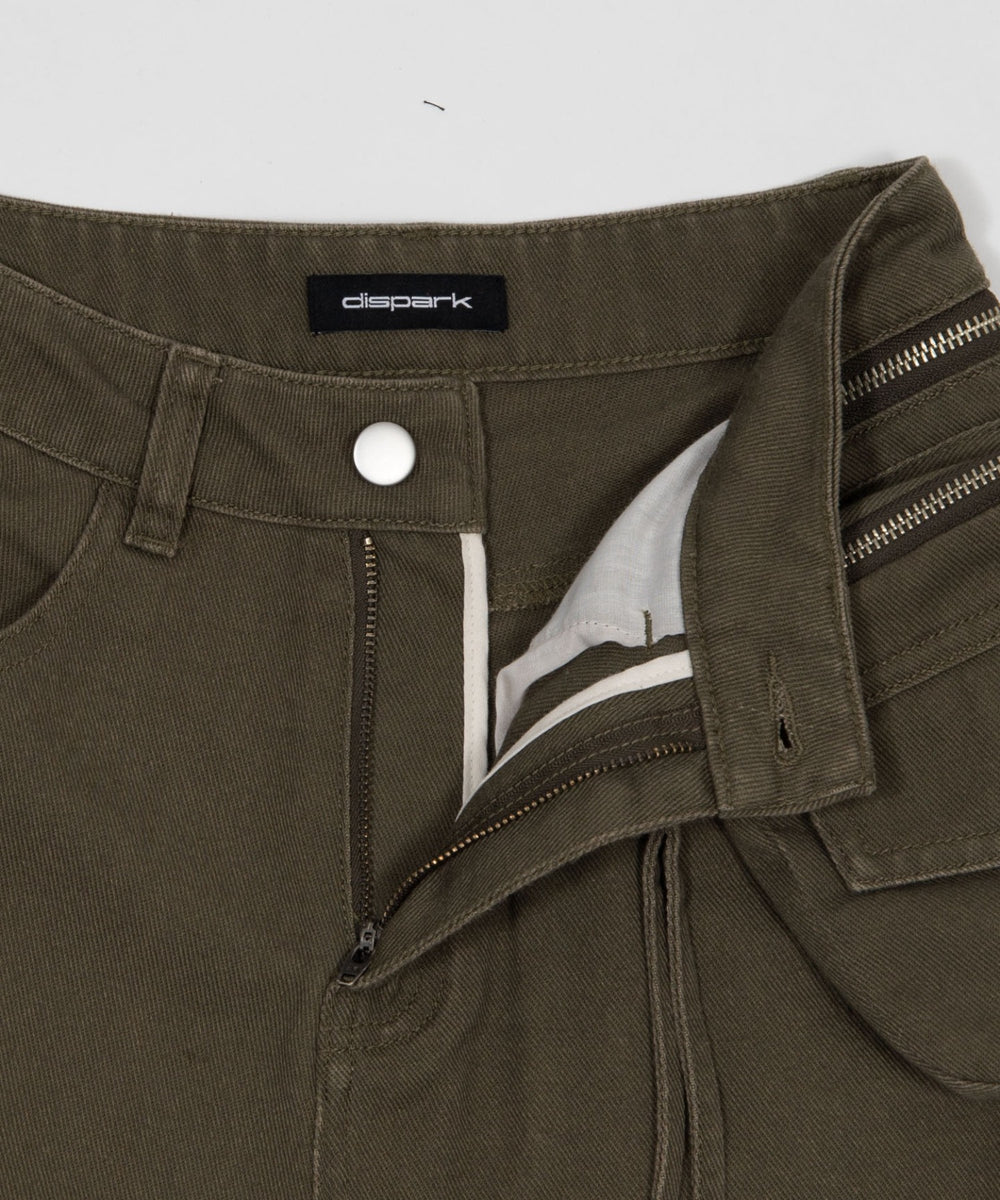 ポーチ付きウォッシュドカーゴパンツ