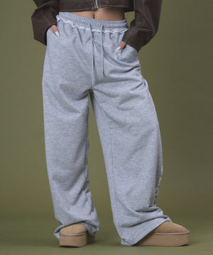 グレー モデル：160cm F着用