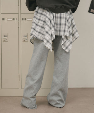 ホワイト モデル：163cm F着用