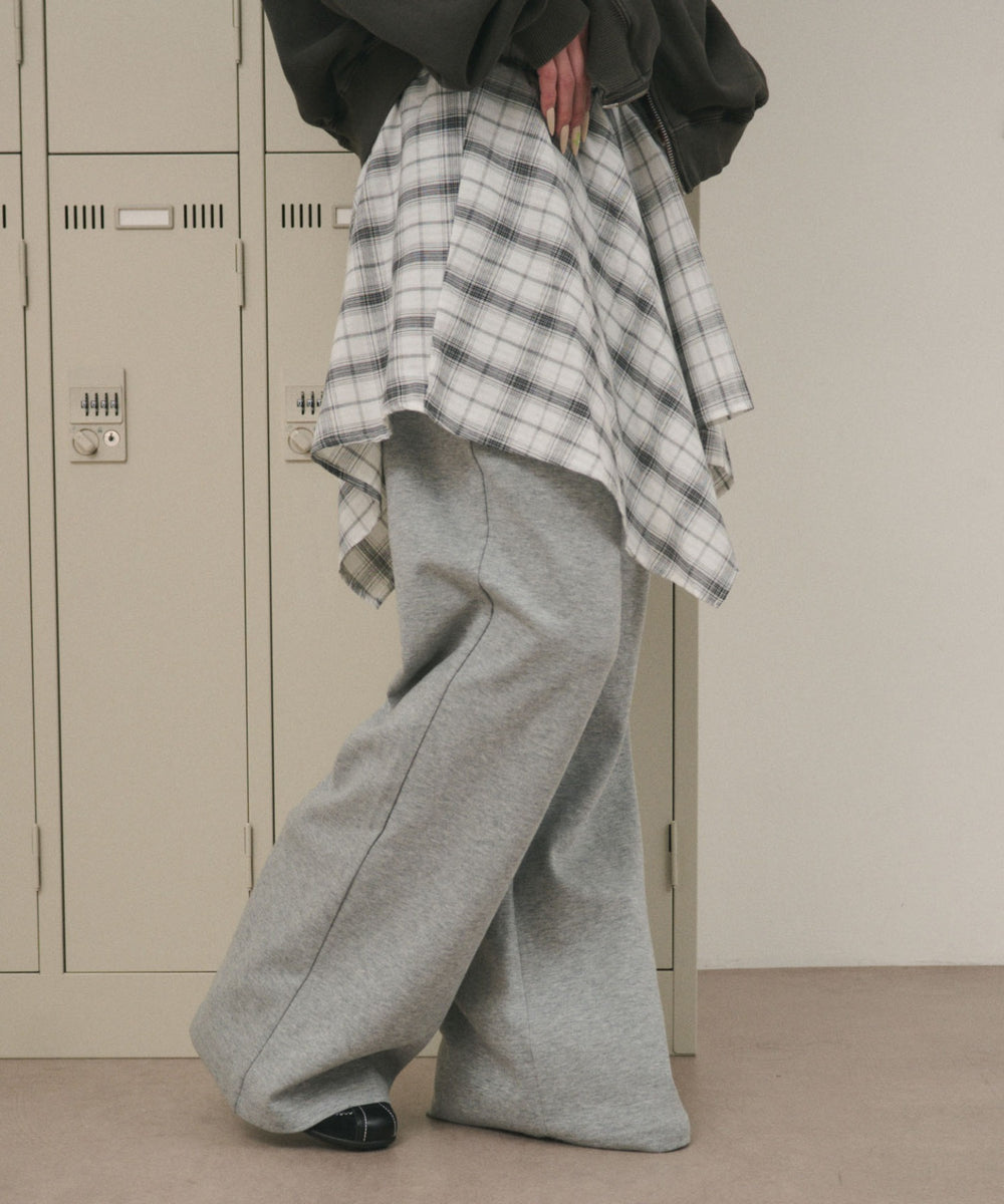 ホワイト モデル：163cm F着用