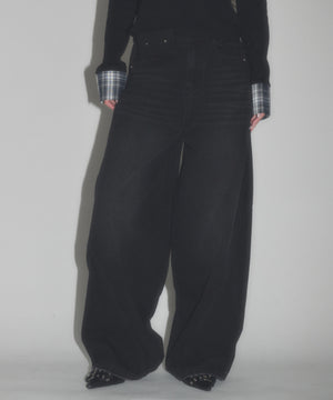 ブラック モデル：163cm S着用