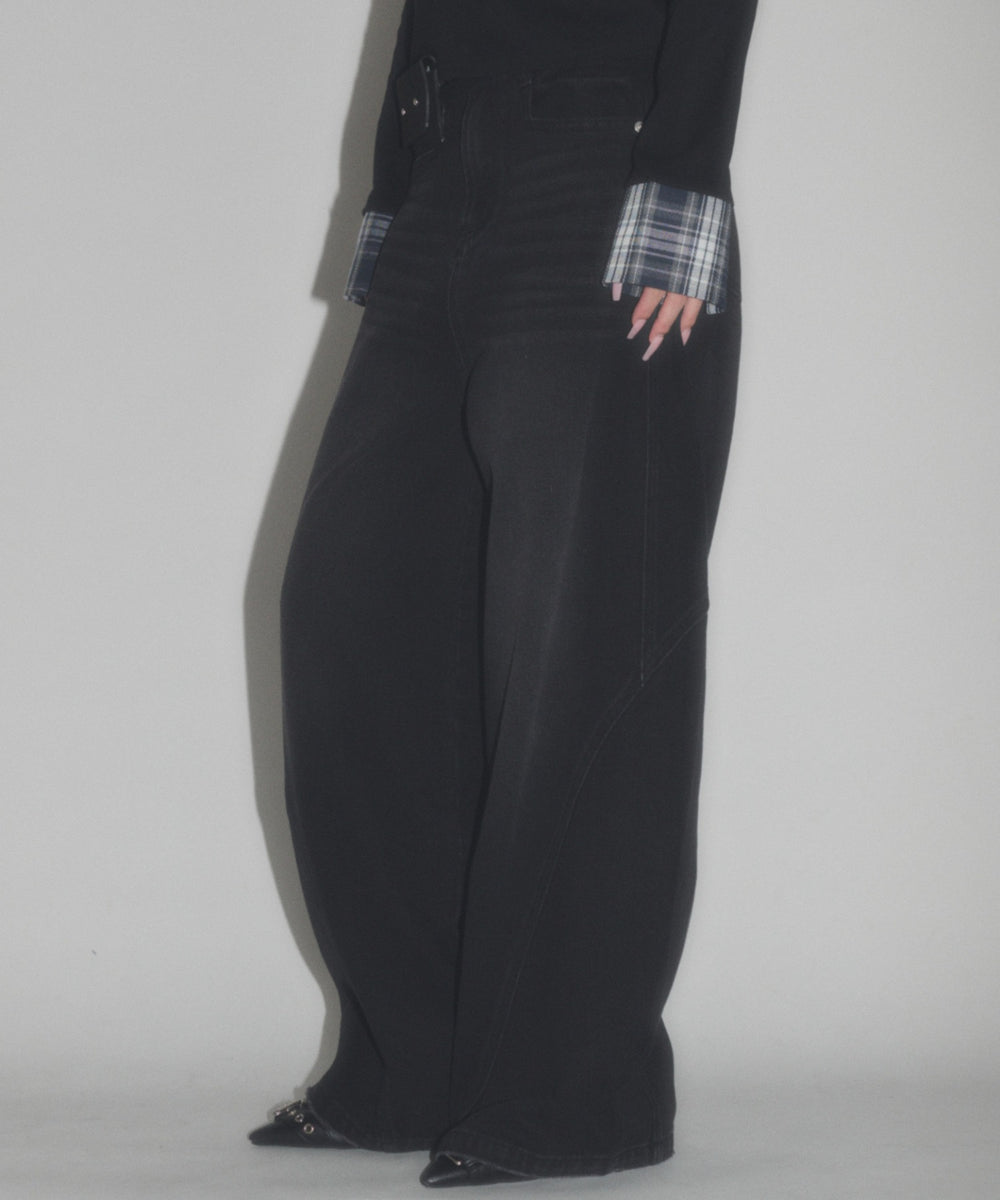 ブラック モデル：163cm S着用