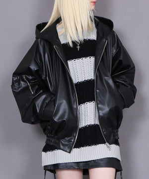 ブラック モデル：165㎝ FREE着用