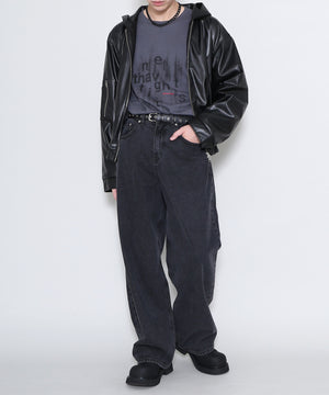 ブラック モデル：178㎝ FREE着用