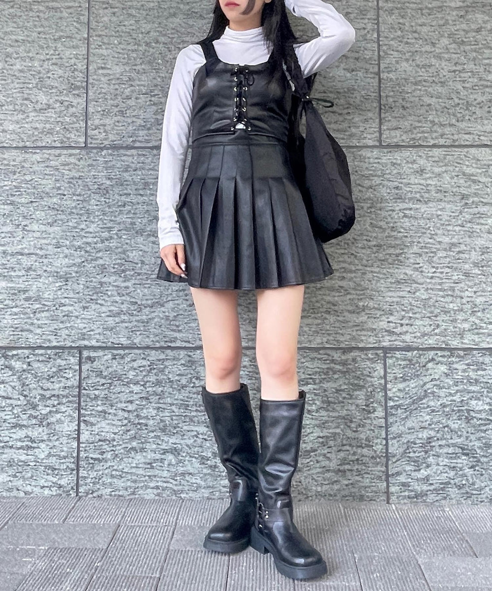 ブラック モデル：154㎝ S着用