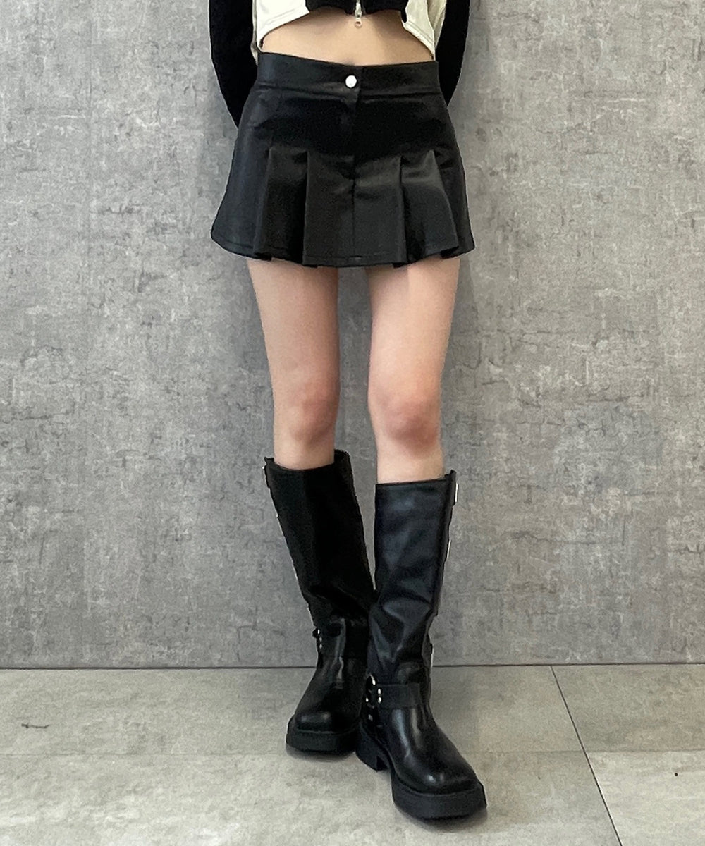 ブラック モデル：154㎝ S着用