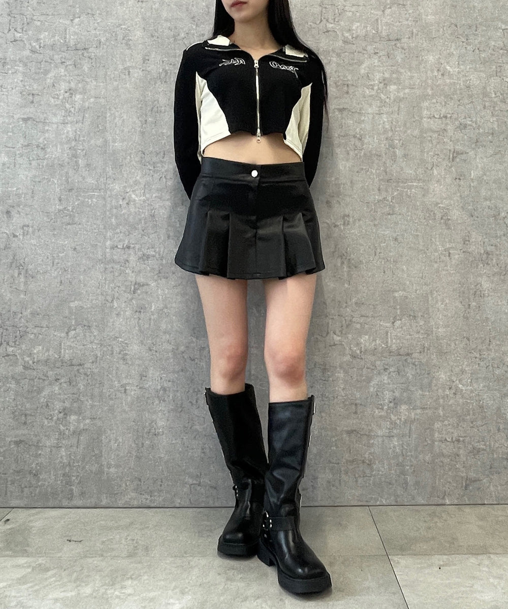 ブラック モデル：154㎝ S着用