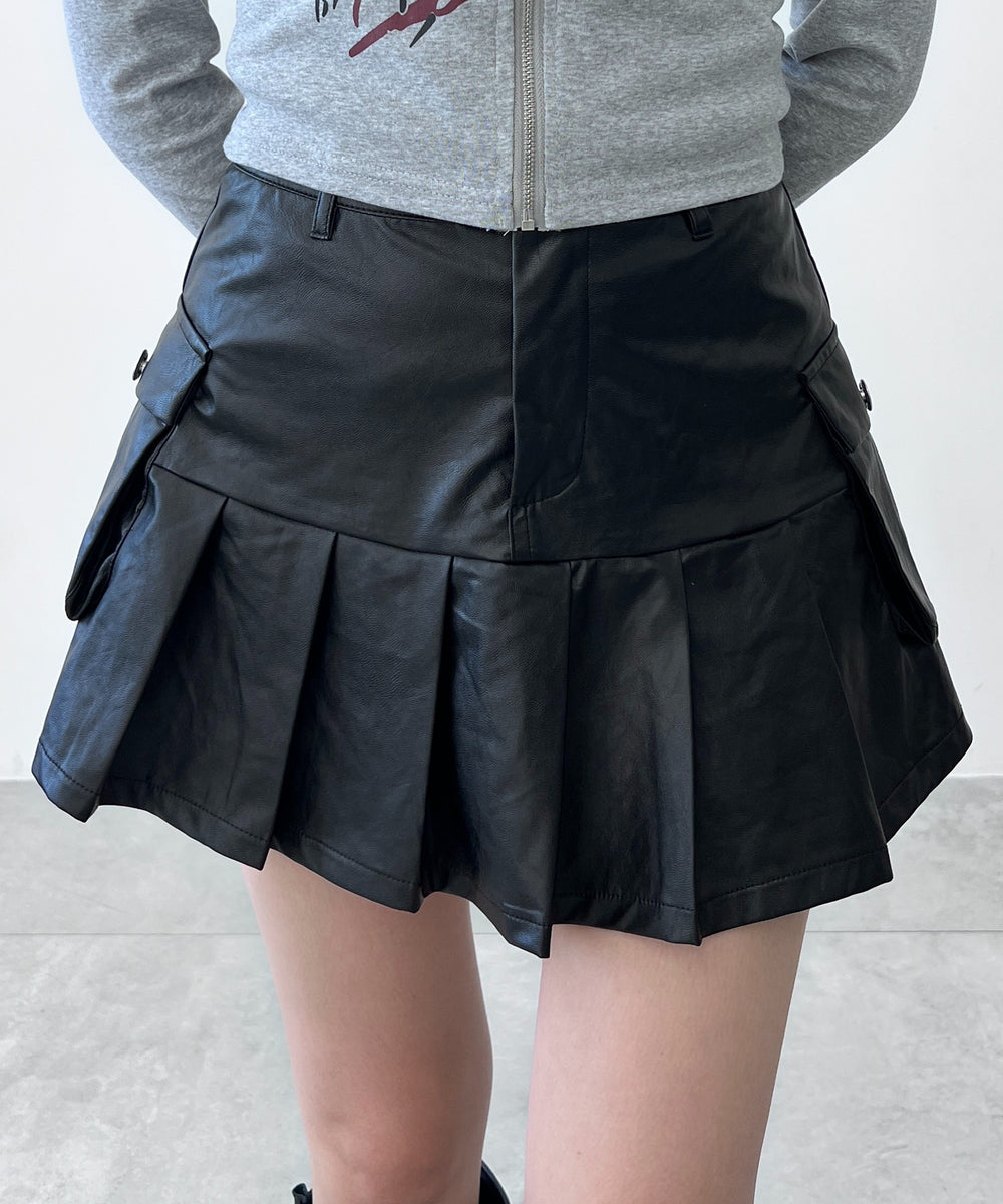 ブラック モデル：154㎝ S着用