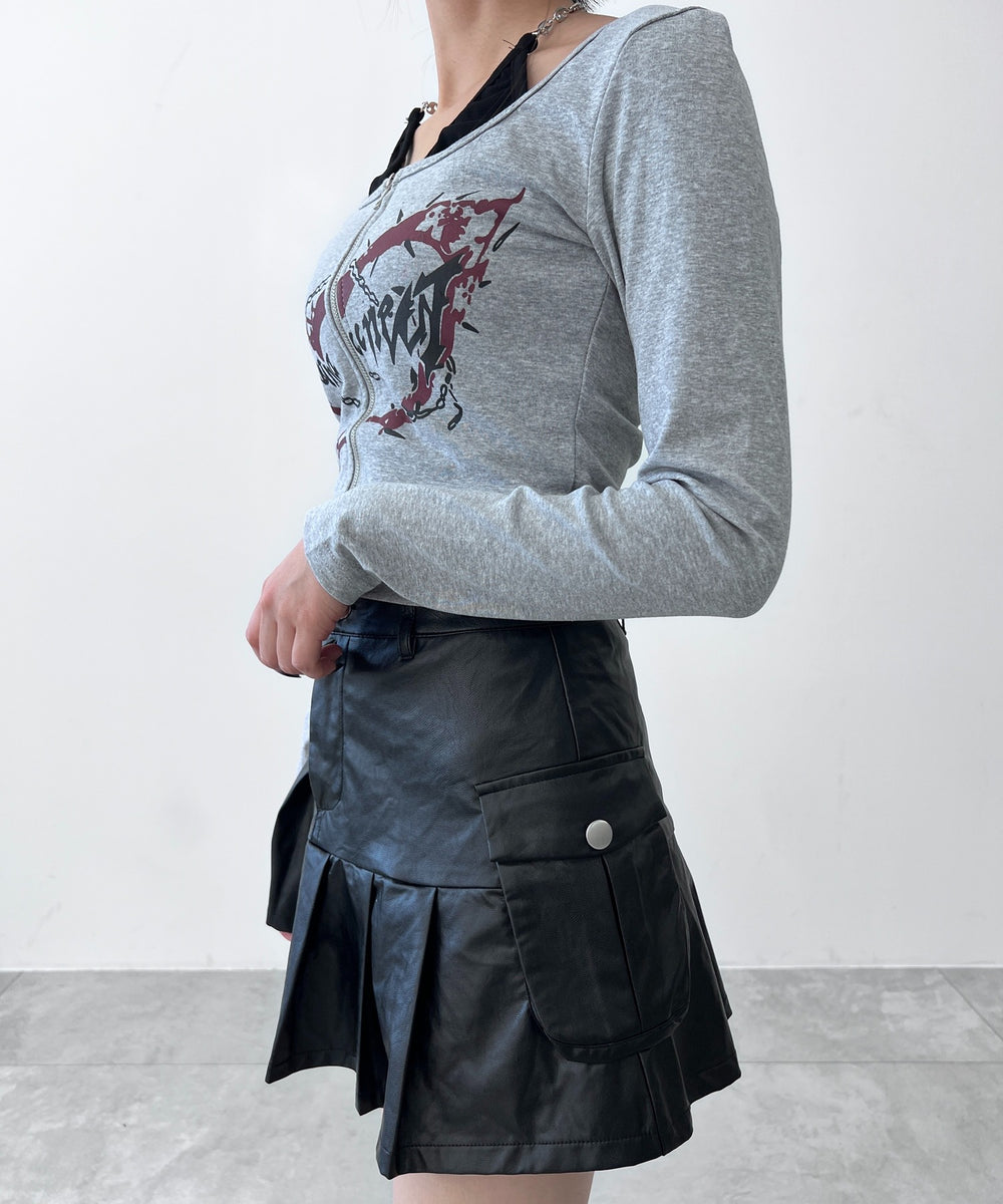 ブラック モデル：154㎝ S着用