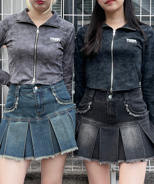 ブローチ付きダブルZIPロングスリーブトップス