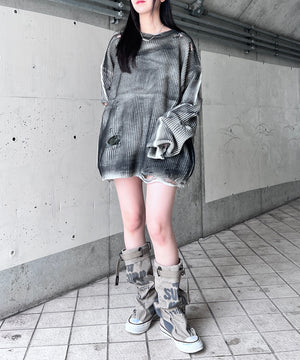 ホワイト モデル：154㎝ FREE着用