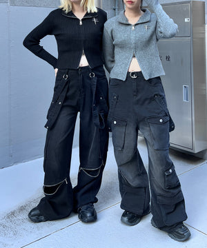 ブローチ付きZIPニット