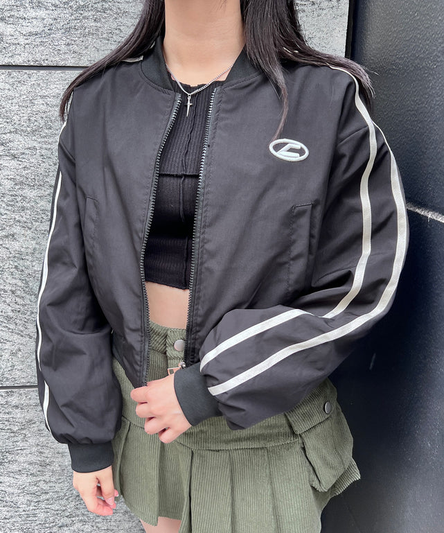 ブラック モデル：154㎝ FREE着用