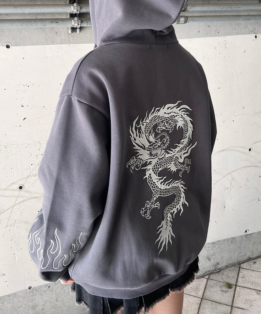 スミクロ モデル：160㎝ L着用