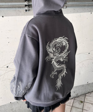 スミクロ モデル：160㎝ L着用