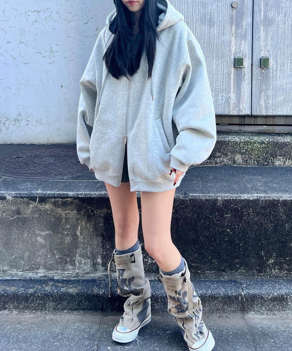 グレー モデル：154㎝ FREE着用