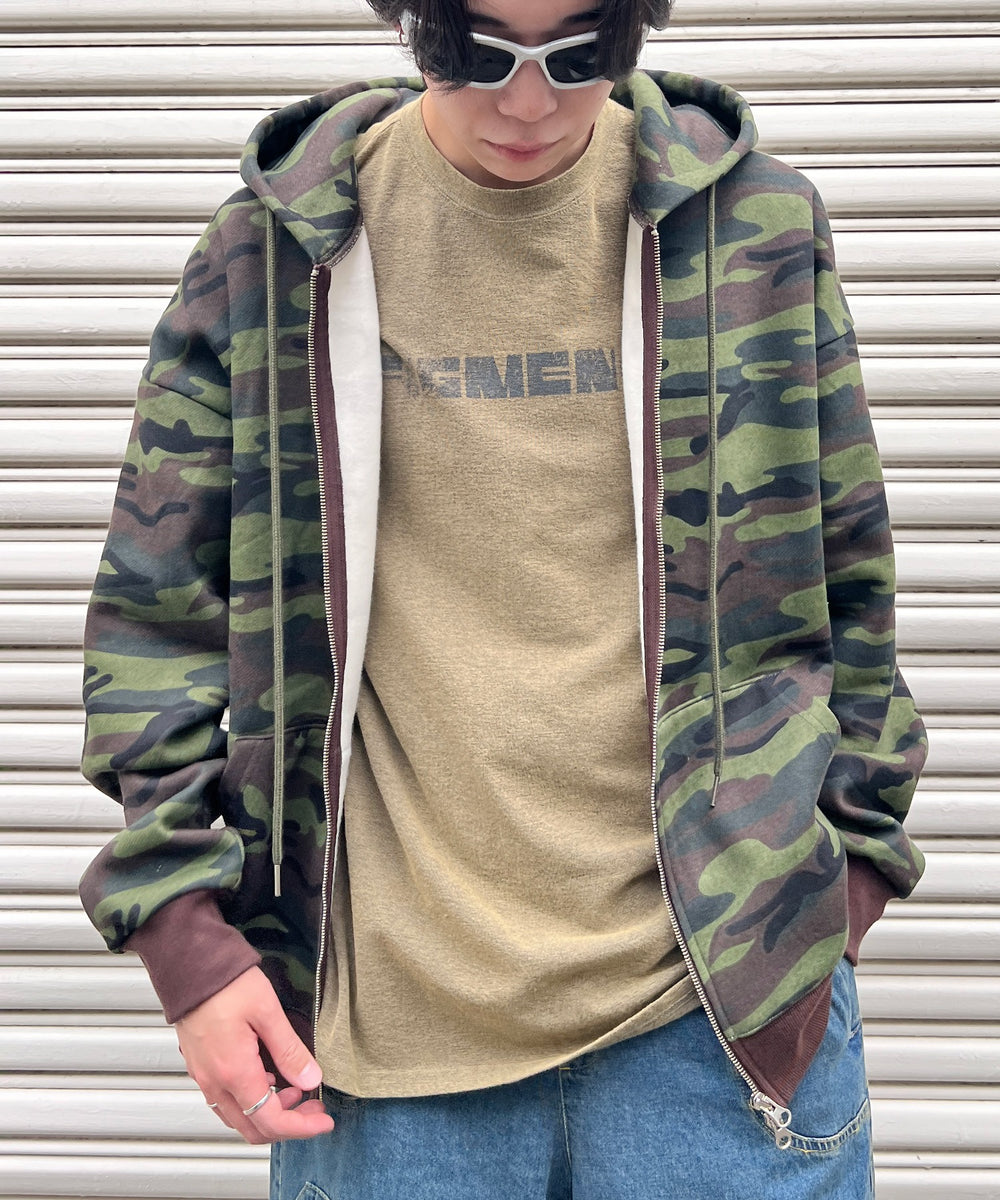 グリーン モデル：178㎝ FREE着用