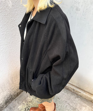 ブラック モデル：160㎝ FREE着用