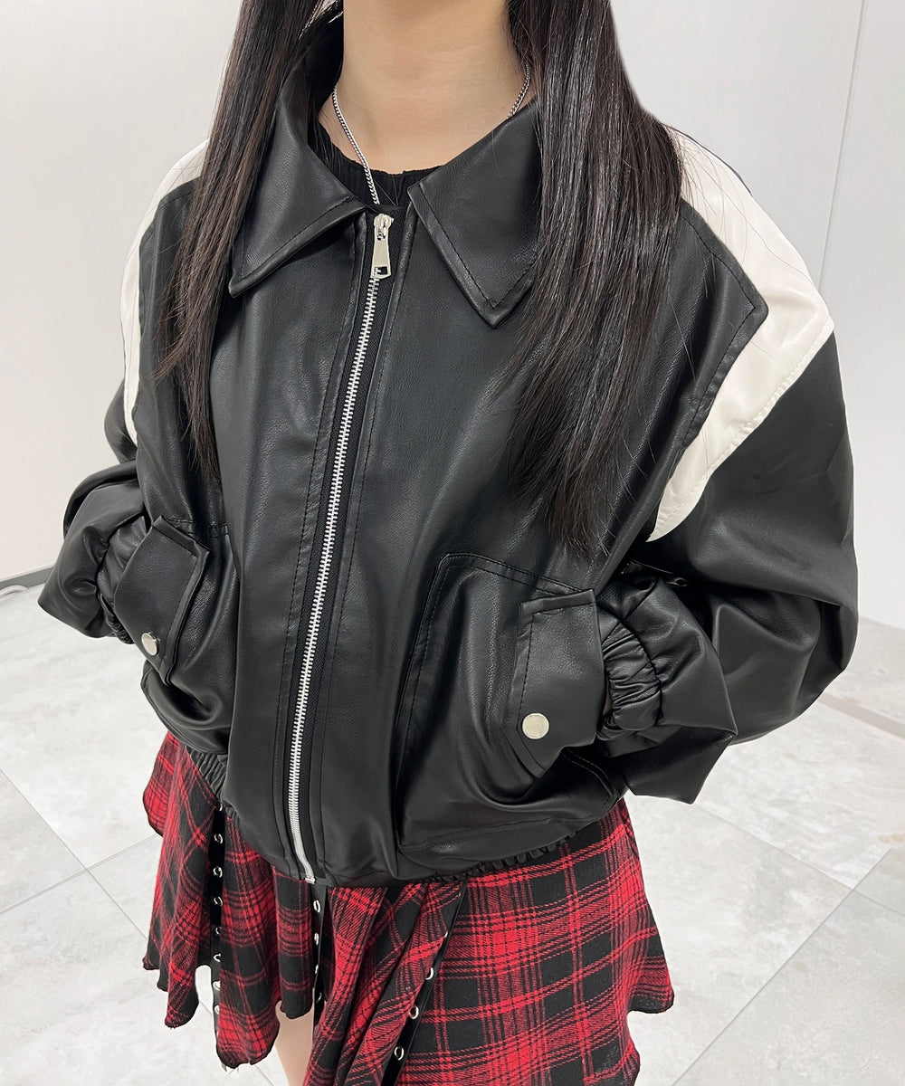 ブラック モデル：160㎝ FREE着用