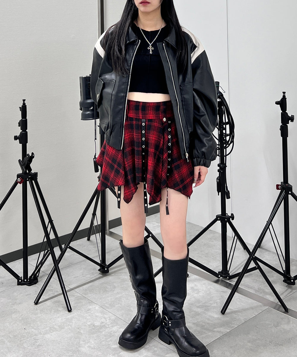 ブラック モデル：160㎝ FREE着用