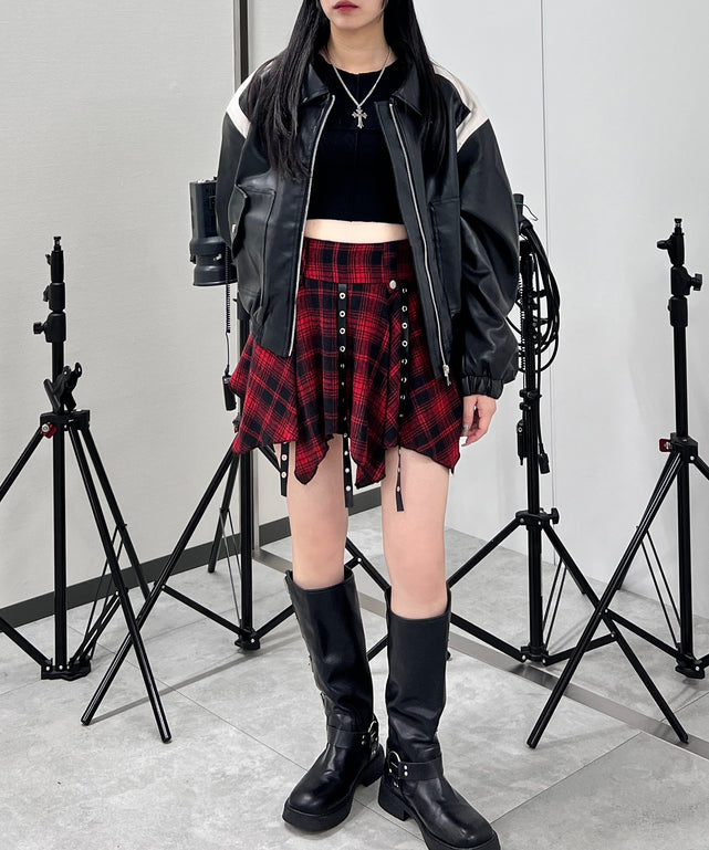 ブラック モデル：160㎝ FREE着用