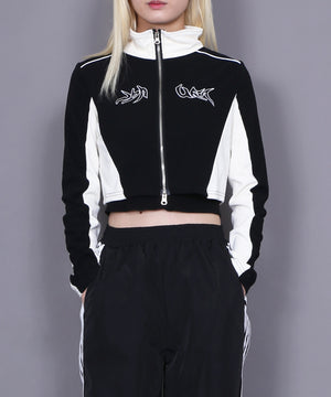 ブラック モデル：165cm FREE着用