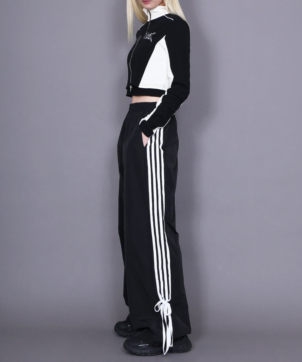 ブラック モデル：165cm FREE着用