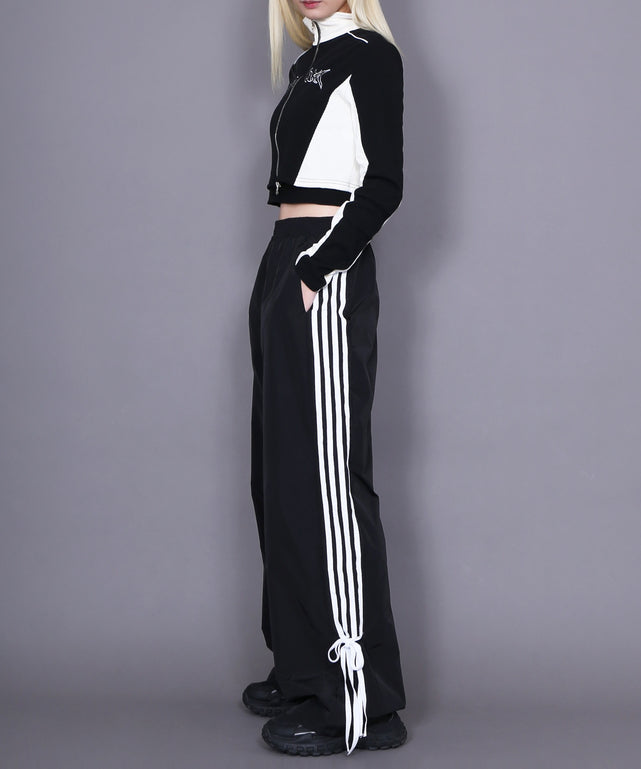 ブラック モデル：165cm FREE着用