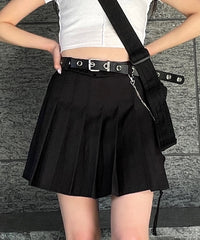 ベルト付きチェーンプリーツミニスカート