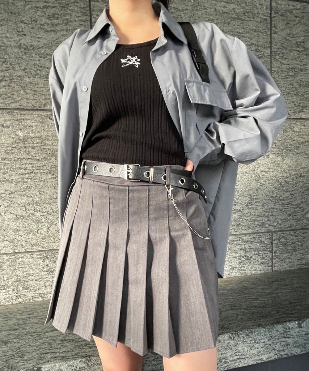 グレー モデル：154㎝ FREE着用