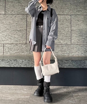 グレー モデル：154㎝ FREE着用