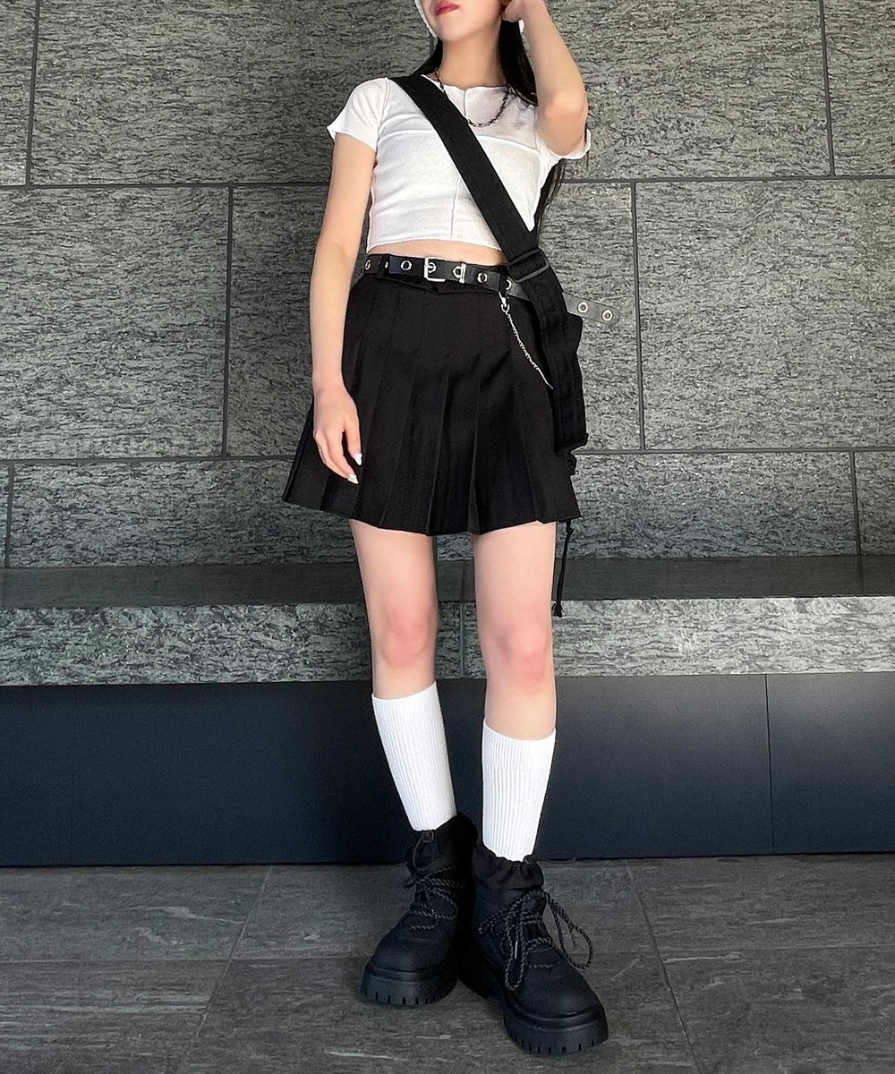 ブラック モデル：154㎝ FREE着用