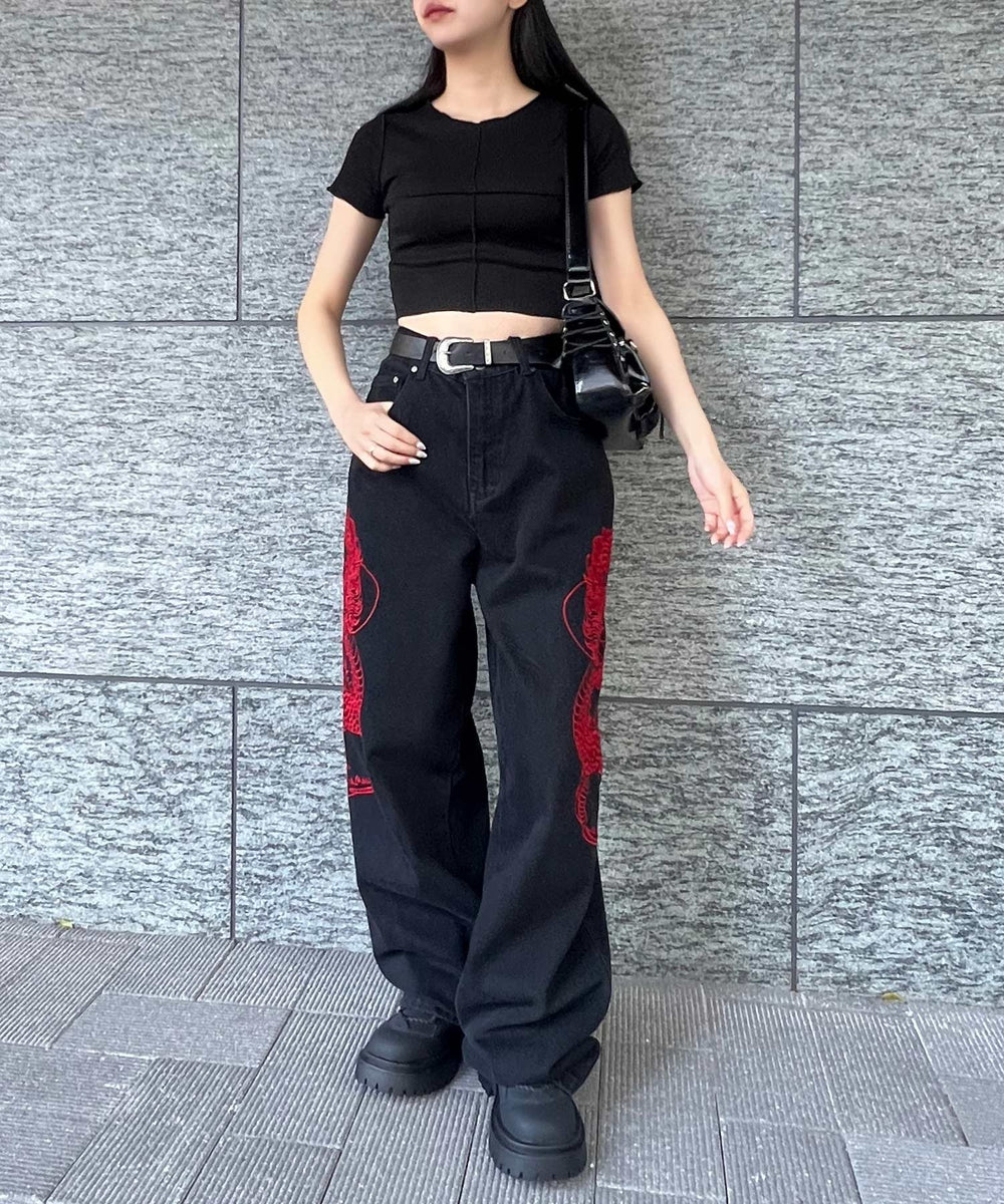 ブラック モデル：154㎝ M着用